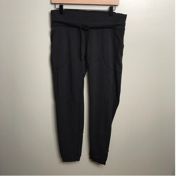 Lululemon Joggers Women's Size 8 - Picture 1 of 6